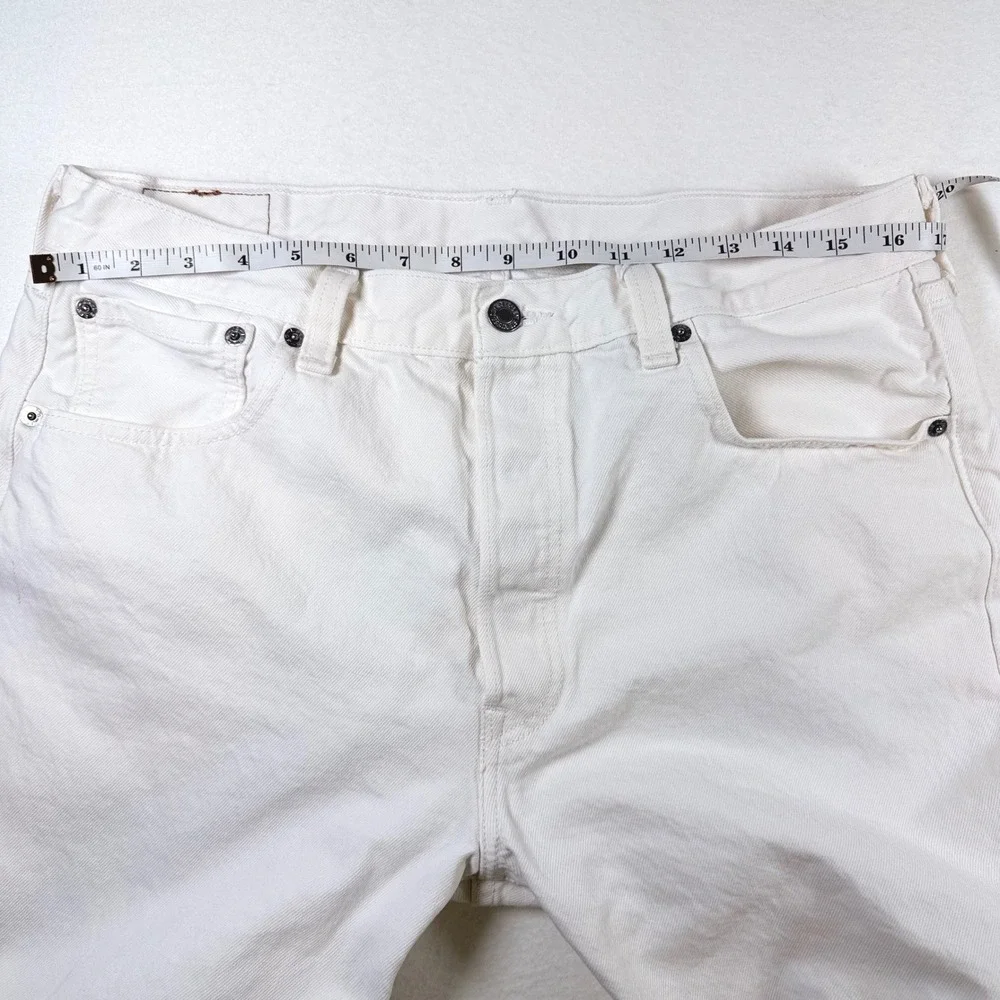 Levis 501 Original Straight Fit White Denim Jeans Mens 34x32 Button Fly Slit Hem